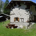 Crampon Hotel