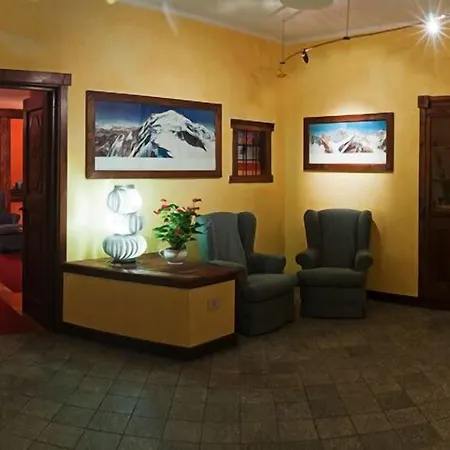 Hotel Crampon 3*